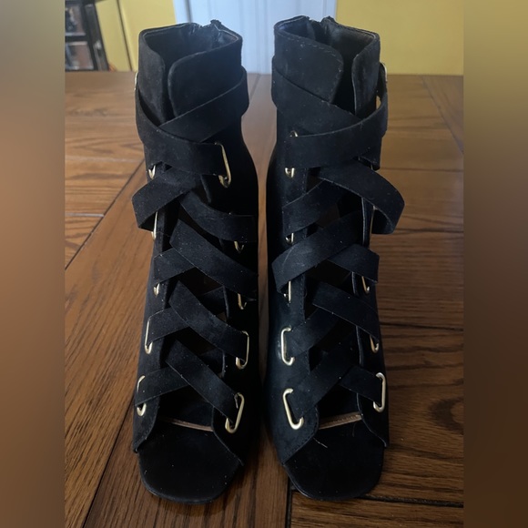 Peep toe heels - Picture 1 of 5